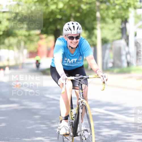 11.08.2024 - GEWOBA Citytriathlon Bremen H.Heesch http://msf.ph/oto/6770186 11.08.2024 10:44:09 Radfahren 28, 37, 39, 48, 113, 114 meine-sportfotos.de