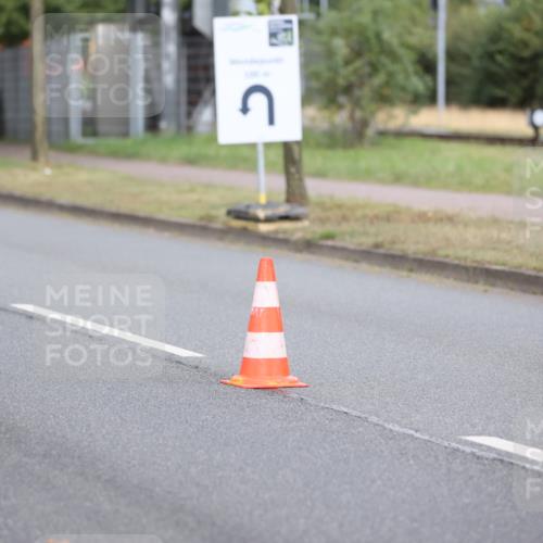 11.08.2024 - GEWOBA Citytriathlon Bremen H.Heesch http://msf.ph/oto/6770279 11.08.2024 10:37:14 Radfahren 16 meine-sportfotos.de