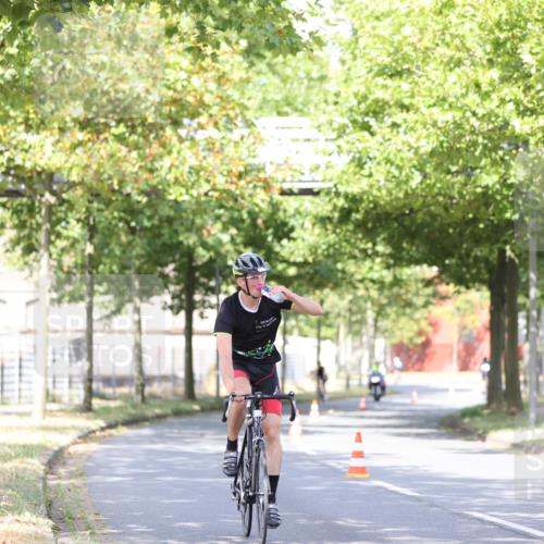 11.08.2024 - GEWOBA Citytriathlon Bremen H.Heesch http://msf.ph/oto/6770294 11.08.2024 10:44:46 Radfahren 44, 81 meine-sportfotos.de