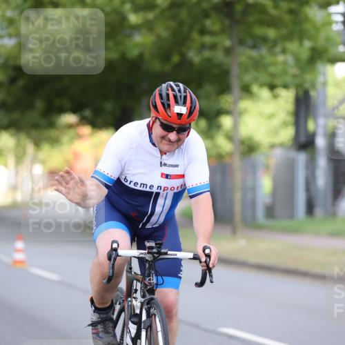 11.08.2024 - GEWOBA Citytriathlon Bremen H.Heesch http://msf.ph/oto/6770408 11.08.2024 10:37:53 Radfahren 1, 59 meine-sportfotos.de