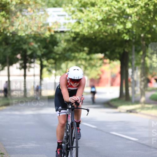 11.08.2024 - GEWOBA Citytriathlon Bremen H.Heesch http://msf.ph/oto/6770506 11.08.2024 10:38:12 Radfahren 3, 52, 56, 94, 95 meine-sportfotos.de