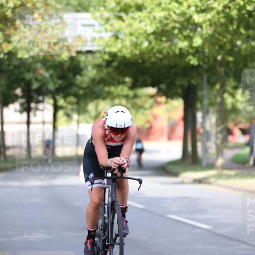 11.08.2024 - GEWOBA Citytriathlon Bremen H.Heesch http://msf.ph/oto/6770508 11.08.2024 10:38:12 Radfahren 3, 52, 56, 94, 95 meine-sportfotos.de