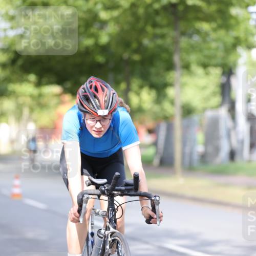 11.08.2024 - GEWOBA Citytriathlon Bremen H.Heesch http://msf.ph/oto/6770597 11.08.2024 10:38:19 Radfahren 3, 11, 29, 52, 56, 58, 94, 95 meine-sportfotos.de