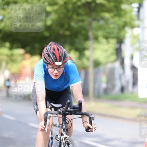 11.08.2024 - GEWOBA Citytriathlon Bremen H.Heesch http://msf.ph/oto/6770601 11.08.2024 10:38:19 Radfahren 3, 11, 29, 52, 56, 58, 94, 95 meine-sportfotos.de