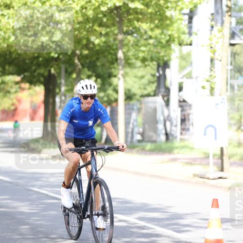 11.08.2024 - GEWOBA Citytriathlon Bremen H.Heesch http://msf.ph/oto/6770652 11.08.2024 10:45:23 Radfahren 51, 93 meine-sportfotos.de