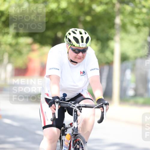 11.08.2024 - GEWOBA Citytriathlon Bremen H.Heesch http://msf.ph/oto/6771380 11.08.2024 10:49:13 Radfahren 83 meine-sportfotos.de
