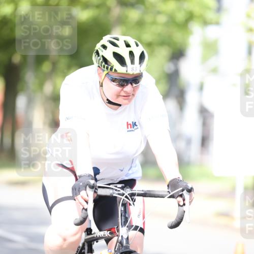11.08.2024 - GEWOBA Citytriathlon Bremen H.Heesch http://msf.ph/oto/6771394 11.08.2024 10:49:13 Radfahren 83 meine-sportfotos.de