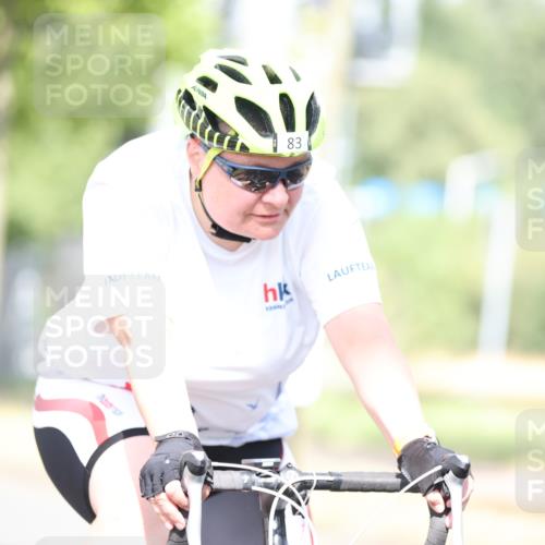 11.08.2024 - GEWOBA Citytriathlon Bremen H.Heesch http://msf.ph/oto/6771402 11.08.2024 10:49:13 Radfahren 83 meine-sportfotos.de