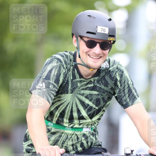 11.08.2024 - GEWOBA Citytriathlon Bremen H.Heesch http://msf.ph/oto/6771532 11.08.2024 10:51:08 Radfahren 90 meine-sportfotos.de