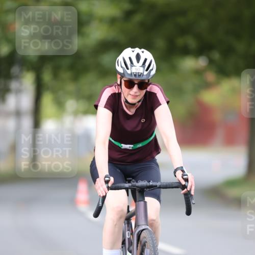 11.08.2024 - GEWOBA Citytriathlon Bremen H.Heesch http://msf.ph/oto/6771557 11.08.2024 10:51:25 Radfahren 90 meine-sportfotos.de