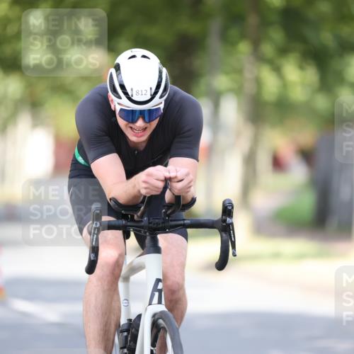 11.08.2024 - GEWOBA Citytriathlon Bremen H.Heesch http://msf.ph/oto/6771738 11.08.2024 11:34:25 Radfahren 812 meine-sportfotos.de