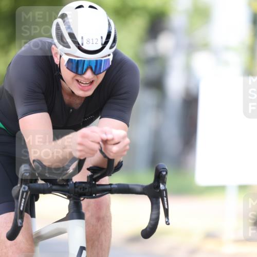 11.08.2024 - GEWOBA Citytriathlon Bremen H.Heesch http://msf.ph/oto/6771757 11.08.2024 11:34:25 Radfahren 812 meine-sportfotos.de