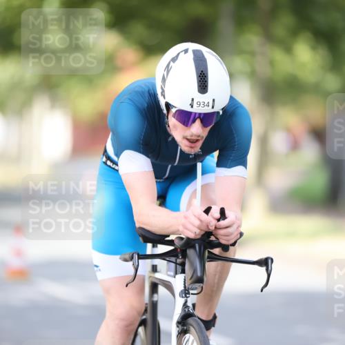11.08.2024 - GEWOBA Citytriathlon Bremen H.Heesch http://msf.ph/oto/6771887 11.08.2024 11:35:30 Radfahren 817, 862, 934 meine-sportfotos.de
