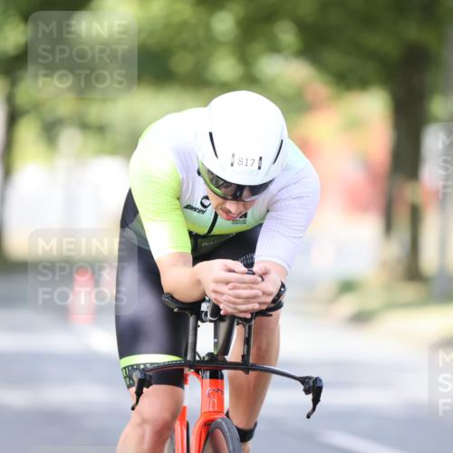 11.08.2024 - GEWOBA Citytriathlon Bremen H.Heesch http://msf.ph/oto/6771925 11.08.2024 11:35:35 Radfahren 817, 862, 934 meine-sportfotos.de