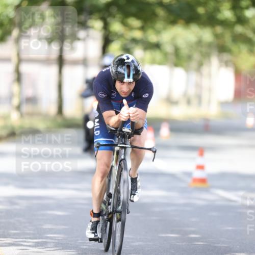 11.08.2024 - GEWOBA Citytriathlon Bremen H.Heesch http://msf.ph/oto/6771948 11.08.2024 11:35:50 Radfahren 783 meine-sportfotos.de