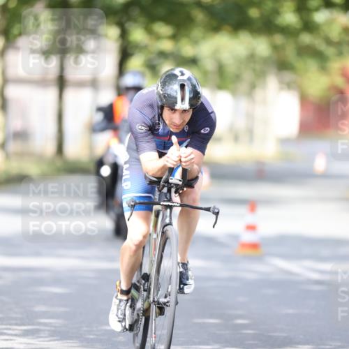 11.08.2024 - GEWOBA Citytriathlon Bremen H.Heesch http://msf.ph/oto/6771954 11.08.2024 11:35:50 Radfahren 783 meine-sportfotos.de