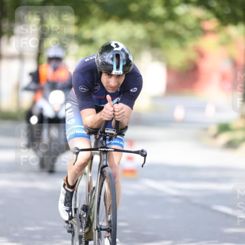 11.08.2024 - GEWOBA Citytriathlon Bremen H.Heesch http://msf.ph/oto/6771963 11.08.2024 11:35:50 Radfahren 783 meine-sportfotos.de