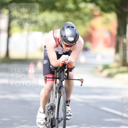 11.08.2024 - GEWOBA Citytriathlon Bremen H.Heesch http://msf.ph/oto/6772058 11.08.2024 11:36:24 Radfahren 762, 818, 917 meine-sportfotos.de