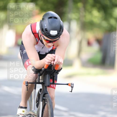 11.08.2024 - GEWOBA Citytriathlon Bremen H.Heesch http://msf.ph/oto/6772077 11.08.2024 11:36:24 Radfahren 762, 818, 917 meine-sportfotos.de