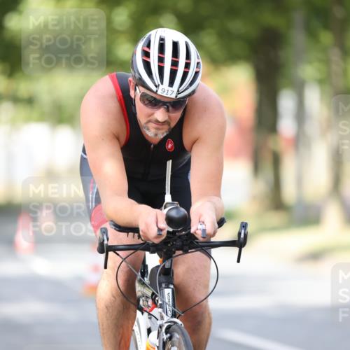11.08.2024 - GEWOBA Citytriathlon Bremen H.Heesch http://msf.ph/oto/6772107 11.08.2024 11:36:37 Radfahren 794, 818, 917 meine-sportfotos.de
