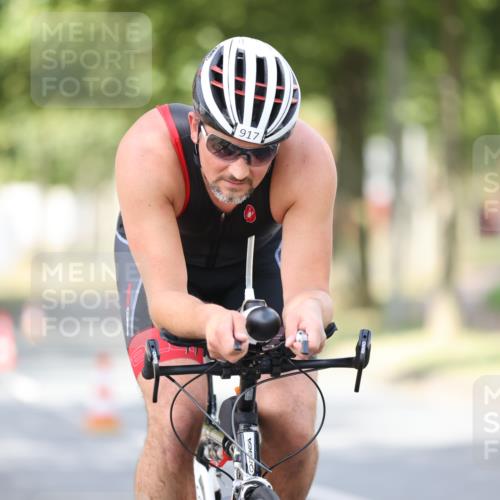 11.08.2024 - GEWOBA Citytriathlon Bremen H.Heesch http://msf.ph/oto/6772110 11.08.2024 11:36:37 Radfahren 794, 818, 917 meine-sportfotos.de