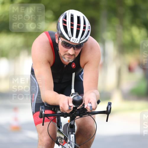 11.08.2024 - GEWOBA Citytriathlon Bremen H.Heesch http://msf.ph/oto/6772113 11.08.2024 11:36:37 Radfahren 794, 818, 917 meine-sportfotos.de