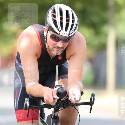 11.08.2024 - GEWOBA Citytriathlon Bremen H.Heesch http://msf.ph/oto/6772118 11.08.2024 11:36:37 Radfahren 794, 818, 917 meine-sportfotos.de