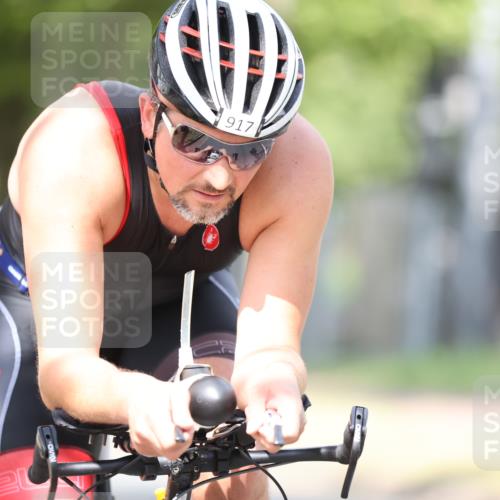 11.08.2024 - GEWOBA Citytriathlon Bremen H.Heesch http://msf.ph/oto/6772124 11.08.2024 11:36:37 Radfahren 794, 818, 917 meine-sportfotos.de