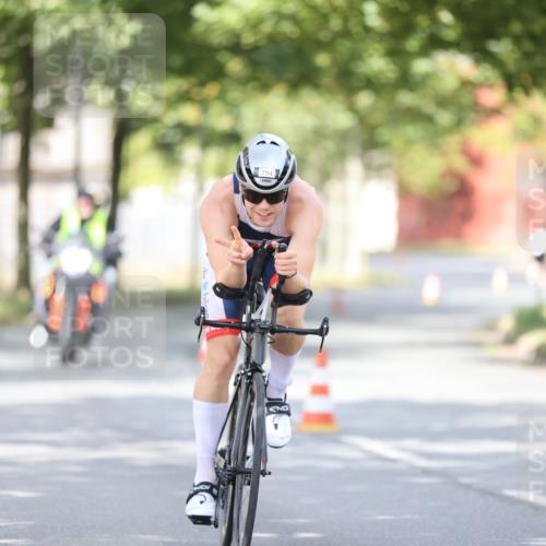 11.08.2024 - GEWOBA Citytriathlon Bremen H.Heesch http://msf.ph/oto/6772160 11.08.2024 11:36:49 Radfahren 794, 917 meine-sportfotos.de