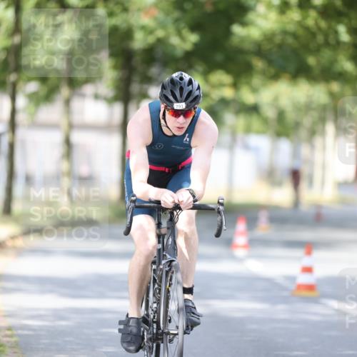 11.08.2024 - GEWOBA Citytriathlon Bremen H.Heesch http://msf.ph/oto/6772583 11.08.2024 11:38:31 Radfahren 769, 781, 791, 824 meine-sportfotos.de