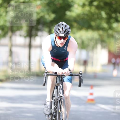 11.08.2024 - GEWOBA Citytriathlon Bremen H.Heesch http://msf.ph/oto/6772595 11.08.2024 11:38:31 Radfahren 769, 781, 791, 824 meine-sportfotos.de