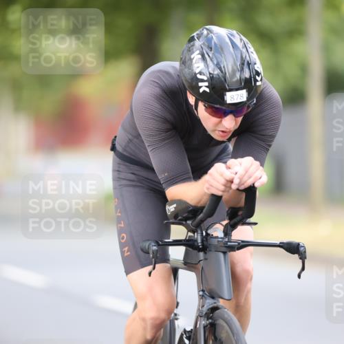 11.08.2024 - GEWOBA Citytriathlon Bremen H.Heesch http://msf.ph/oto/6773076 11.08.2024 11:39:52 Radfahren 807, 820, 878 meine-sportfotos.de