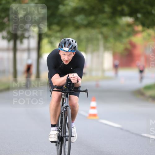 11.08.2024 - GEWOBA Citytriathlon Bremen H.Heesch http://msf.ph/oto/6773265 11.08.2024 11:40:14 Radfahren 744, 754, 767, 858 meine-sportfotos.de