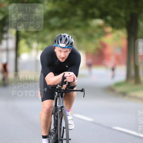 11.08.2024 - GEWOBA Citytriathlon Bremen H.Heesch http://msf.ph/oto/6773281 11.08.2024 11:40:14 Radfahren 744, 754, 767, 858 meine-sportfotos.de