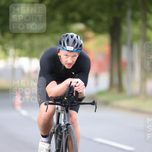 11.08.2024 - GEWOBA Citytriathlon Bremen H.Heesch http://msf.ph/oto/6773296 11.08.2024 11:40:15 Radfahren 744, 754, 767, 858 meine-sportfotos.de