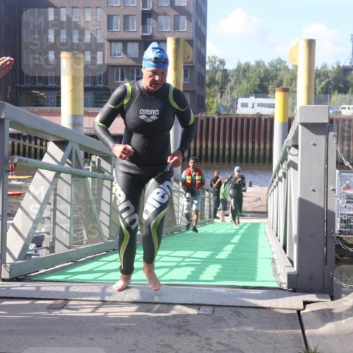 11.08.2024 - GEWOBA Citytriathlon Bremen Lena Gebhardt http://msf.ph/oto/6773339 11.08.2024 10:07:51 Schwimmen 7, 8, 59, 75, 79, 87, 96, 106 meine-sportfotos.de