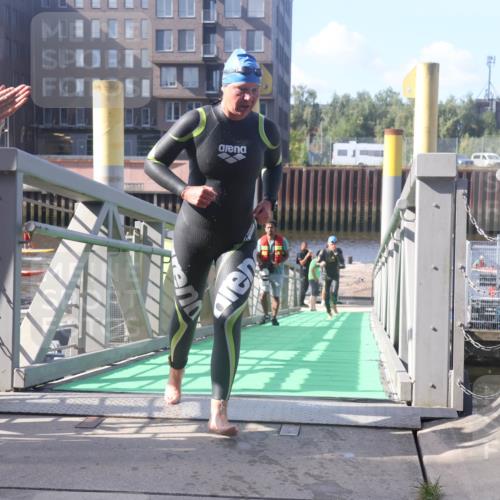11.08.2024 - GEWOBA Citytriathlon Bremen Lena Gebhardt http://msf.ph/oto/6773346 11.08.2024 10:07:52 Schwimmen 7, 8, 59, 75, 79, 87, 96, 106 meine-sportfotos.de