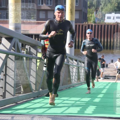 11.08.2024 - GEWOBA Citytriathlon Bremen Lena Gebhardt http://msf.ph/oto/6773370 11.08.2024 10:07:56 Schwimmen 7, 8, 59, 75, 79, 87, 96, 106 meine-sportfotos.de