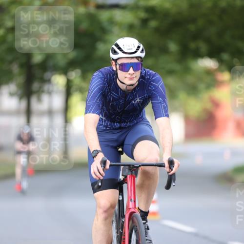 11.08.2024 - GEWOBA Citytriathlon Bremen H.Heesch http://msf.ph/oto/6773447 11.08.2024 11:40:29 Radfahren 754, 767, 772 meine-sportfotos.de