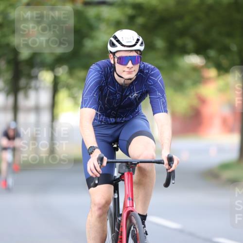 11.08.2024 - GEWOBA Citytriathlon Bremen H.Heesch http://msf.ph/oto/6773450 11.08.2024 11:40:29 Radfahren 754, 767, 772 meine-sportfotos.de