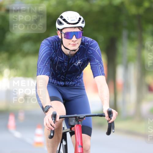 11.08.2024 - GEWOBA Citytriathlon Bremen H.Heesch http://msf.ph/oto/6773474 11.08.2024 11:40:29 Radfahren 754, 767, 772 meine-sportfotos.de