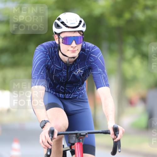 11.08.2024 - GEWOBA Citytriathlon Bremen H.Heesch http://msf.ph/oto/6773484 11.08.2024 11:40:29 Radfahren 754, 767, 772 meine-sportfotos.de