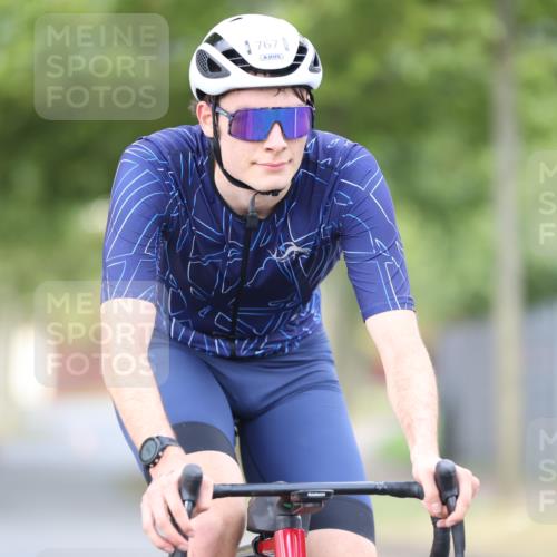 11.08.2024 - GEWOBA Citytriathlon Bremen H.Heesch http://msf.ph/oto/6773495 11.08.2024 11:40:29 Radfahren 754, 767, 772 meine-sportfotos.de