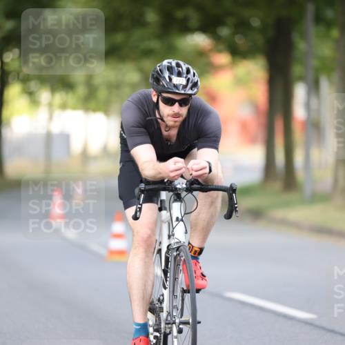 11.08.2024 - GEWOBA Citytriathlon Bremen H.Heesch http://msf.ph/oto/6773525 11.08.2024 11:40:32 Radfahren 754, 767, 772 meine-sportfotos.de
