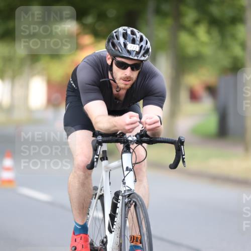 11.08.2024 - GEWOBA Citytriathlon Bremen H.Heesch http://msf.ph/oto/6773546 11.08.2024 11:40:32 Radfahren 754, 767, 772 meine-sportfotos.de