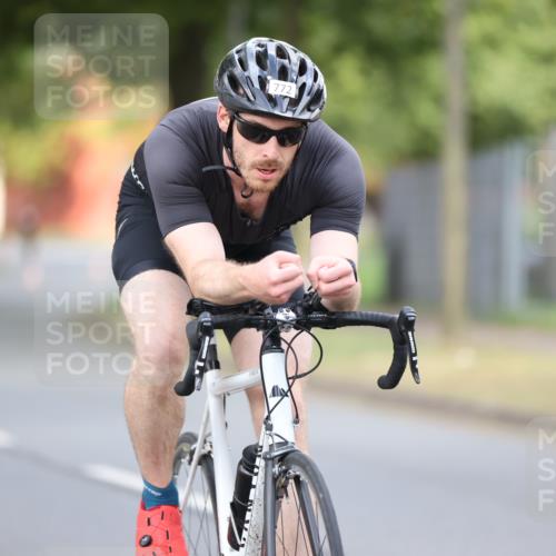 11.08.2024 - GEWOBA Citytriathlon Bremen H.Heesch http://msf.ph/oto/6773554 11.08.2024 11:40:32 Radfahren 754, 767, 772 meine-sportfotos.de