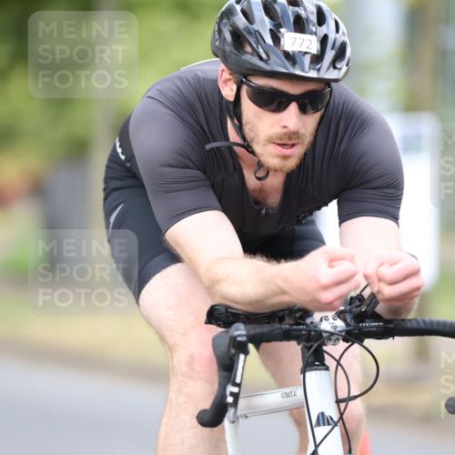 11.08.2024 - GEWOBA Citytriathlon Bremen H.Heesch http://msf.ph/oto/6773583 11.08.2024 11:40:32 Radfahren 754, 767, 772 meine-sportfotos.de