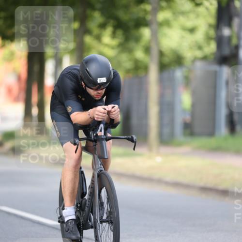 11.08.2024 - GEWOBA Citytriathlon Bremen H.Heesch http://msf.ph/oto/6773789 11.08.2024 11:40:52 Radfahren 771, 995 meine-sportfotos.de