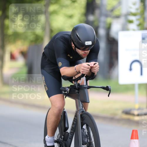 11.08.2024 - GEWOBA Citytriathlon Bremen H.Heesch http://msf.ph/oto/6773814 11.08.2024 11:40:52 Radfahren 771, 995 meine-sportfotos.de