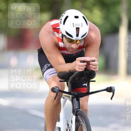 11.08.2024 - GEWOBA Citytriathlon Bremen H.Heesch http://msf.ph/oto/6773881 11.08.2024 11:41:25 Radfahren 835, 896, 902 meine-sportfotos.de